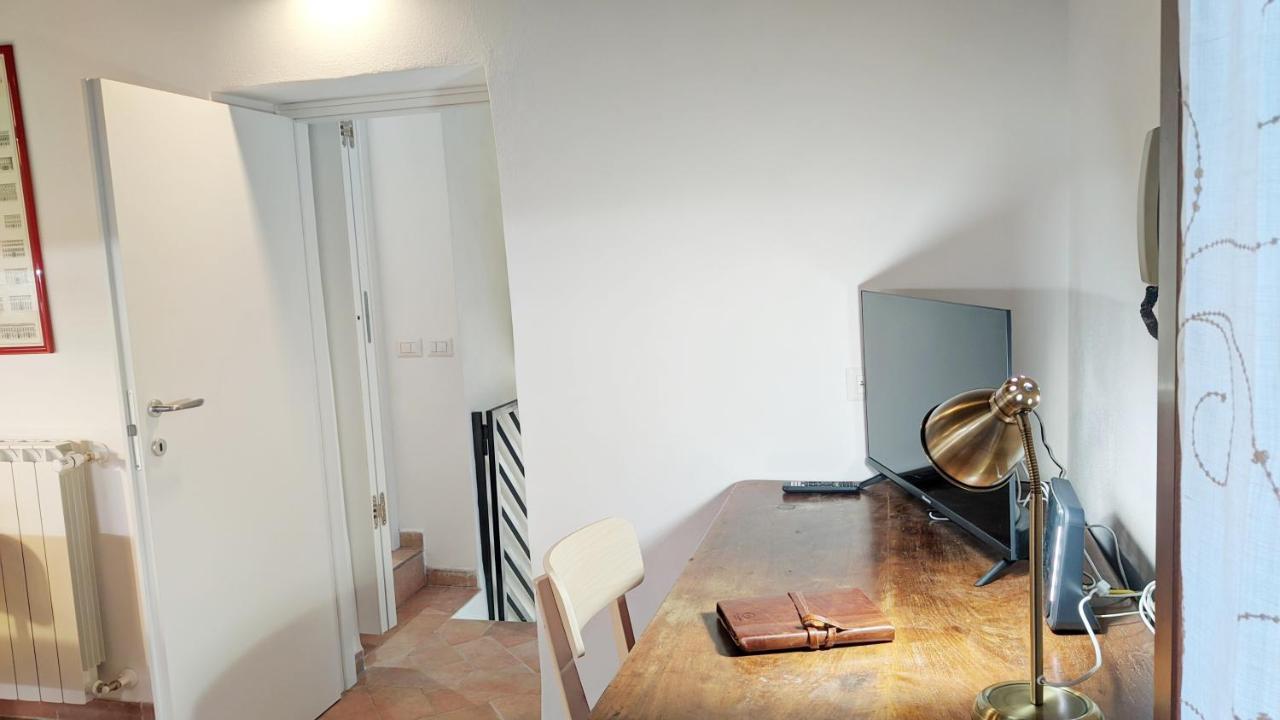 Trevi President'S Apartment Roma Esterno foto